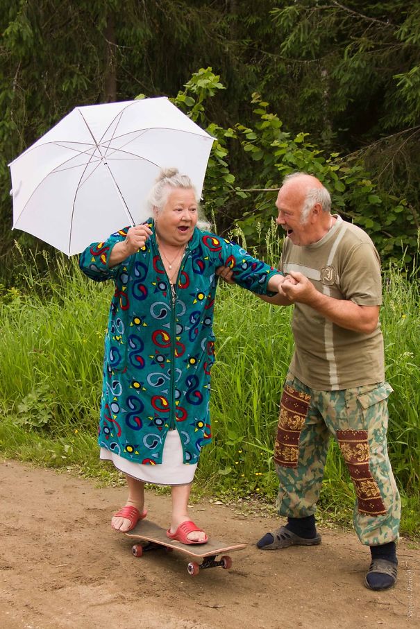 34 Elderly Couples Prove You Re Never Too Old To Have Fun