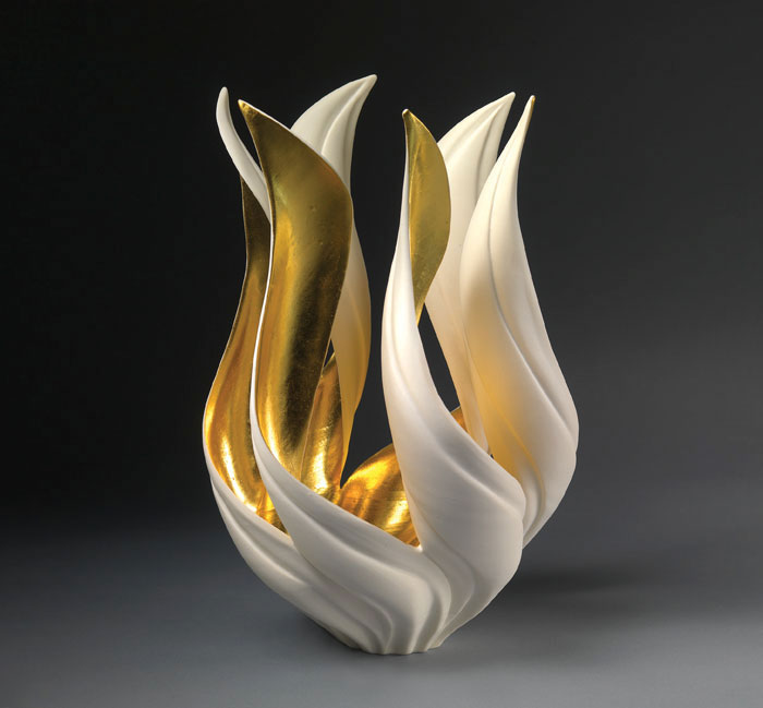 porcelain-gold-leaf-sculpture-vase-jennifer-mccurdy-5