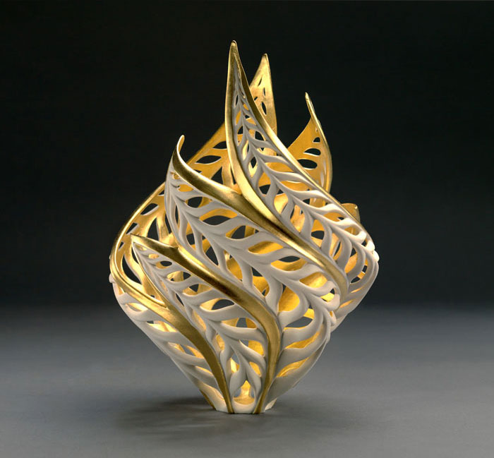 porcelain-gold-leaf-sculpture-vase-jennifer-mccurdy-7
