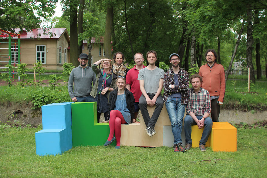 Tetris-inspired Urban Furniture Turns Public Spaces Into Playgrounds