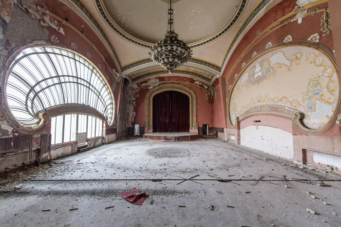 This Abandoned Casino Was Once The Most Magnificent Building In Romania