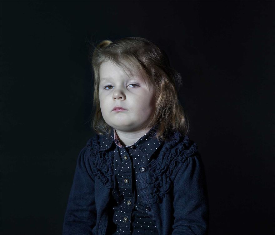 Zombie Kids: I Photographed Children Hypnotized By TV