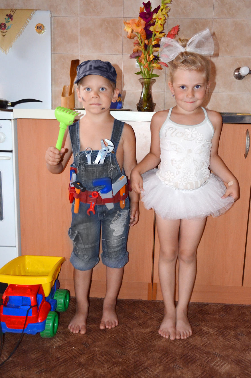 Saška And Nemanja's Dress-up Party