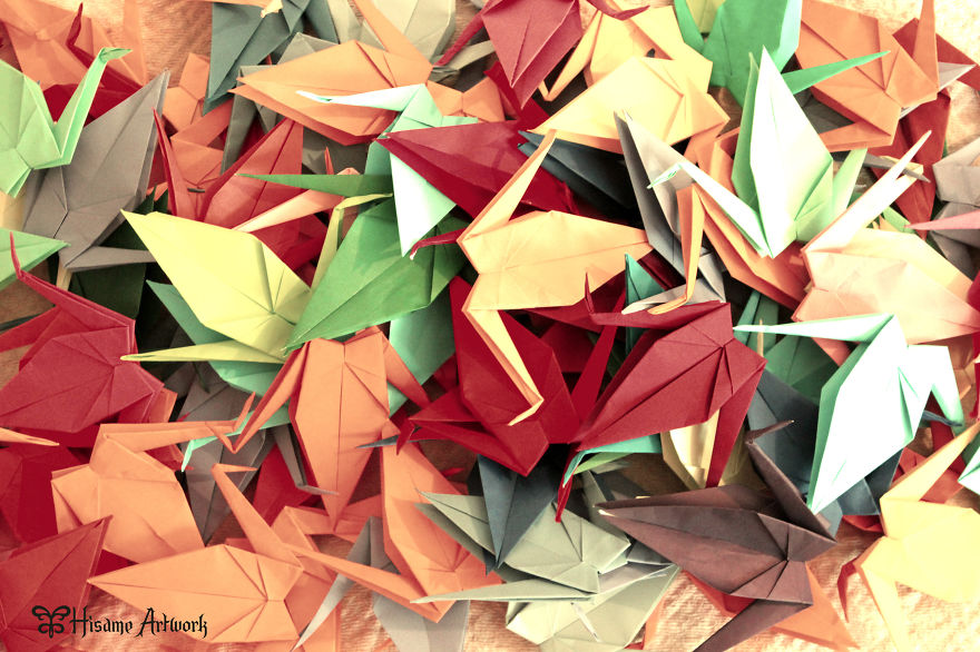 Senbazuru: 1,000 Origami Cranes