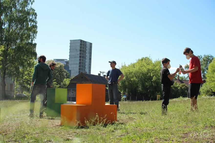 Tetris-inspired Urban Furniture Turns Public Spaces Into Playgrounds
