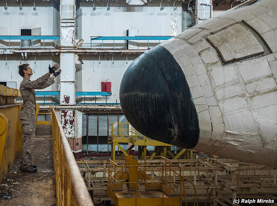 Urban Explorer Finds The Sad Remains Of The Soviet Space Shuttle Program