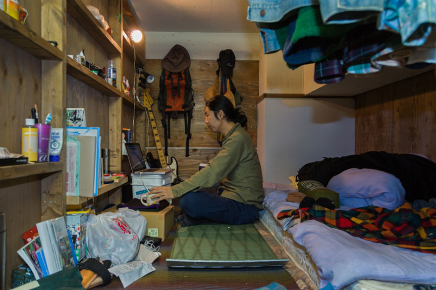 Shocking Pics Of People Living In Incredibly Tiny Rooms In ...