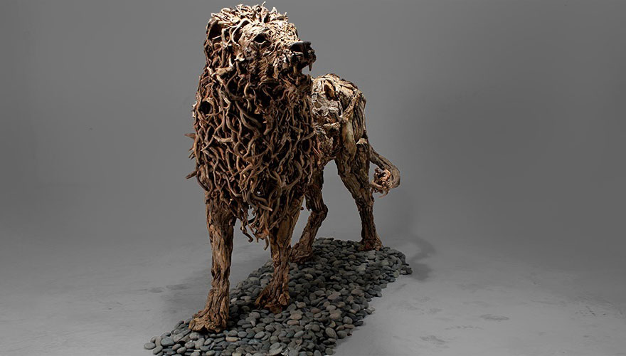 driftwood-animal-sculptures-jame-doran-webb-8