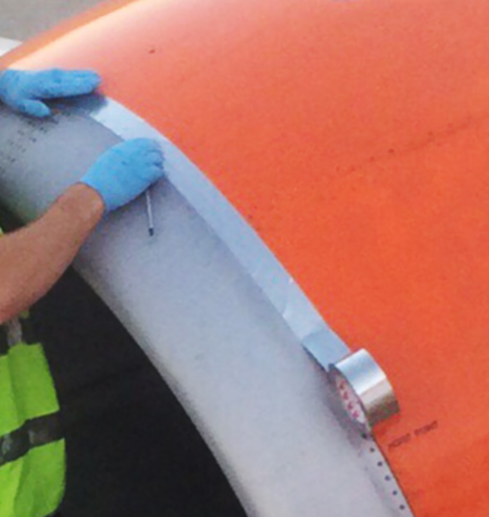 Airplane Passenger Spots Worker Fixing Jet Engine With TAPE Moments Before Take-Off