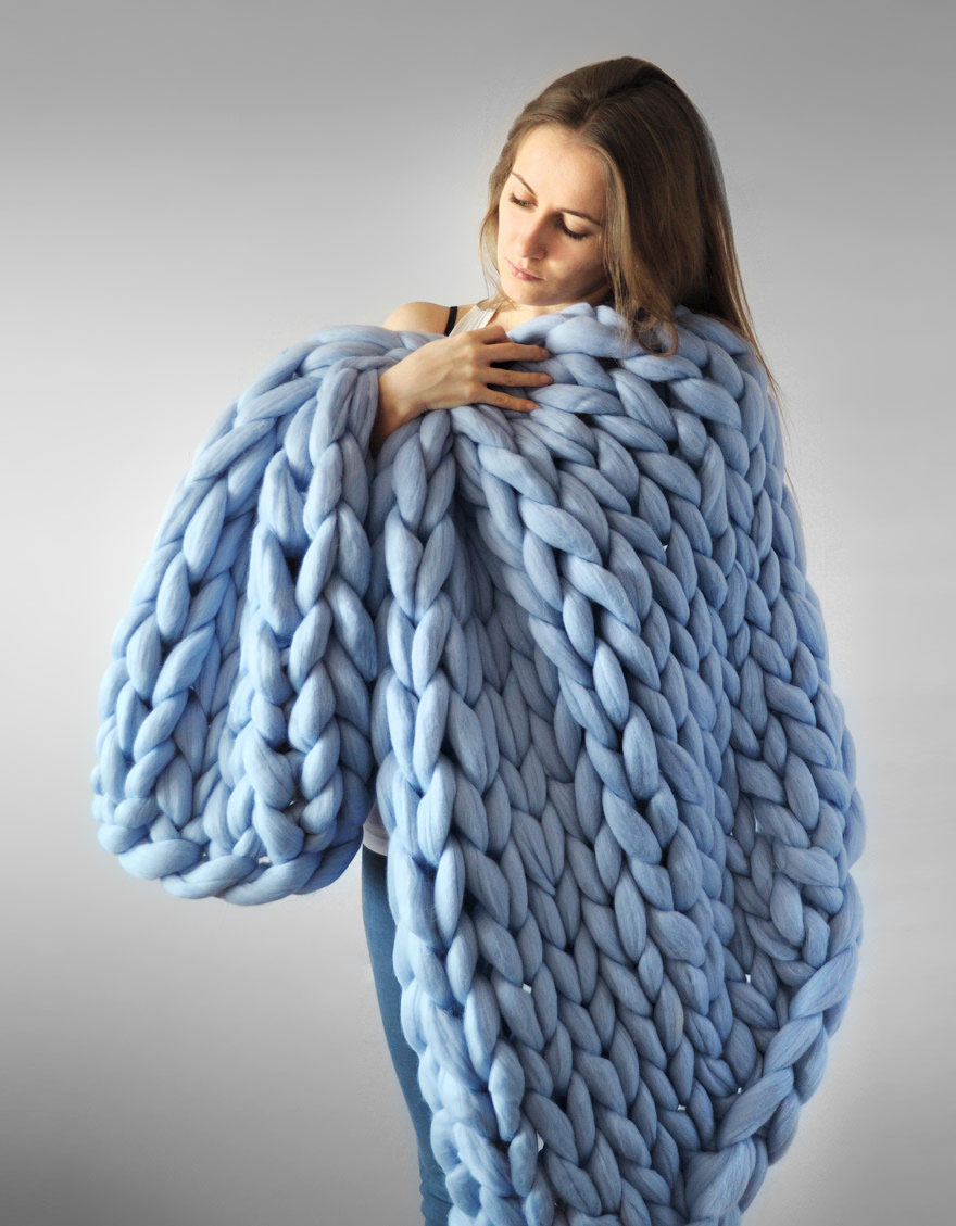 handmade hand-knit giganto 100% wool throw 