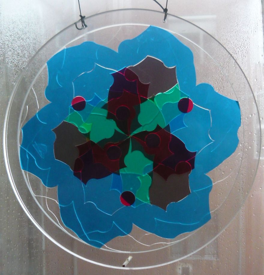 Crystal Flower: My Color-mixing Two-layered Puzzle