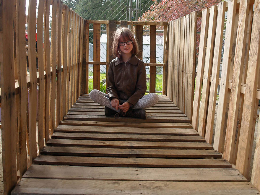 9-Year-Old Girl Builds Shelters For The Homeless And Grows Food For Them, Too