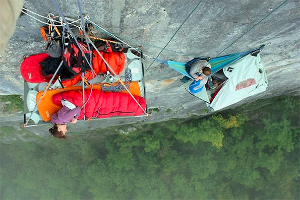 20 Crazy Places People Hang Out In Hammocks