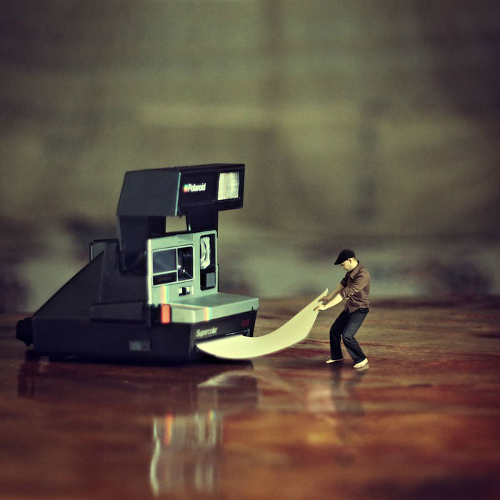 Photographer’s Adventures In A Miniature World