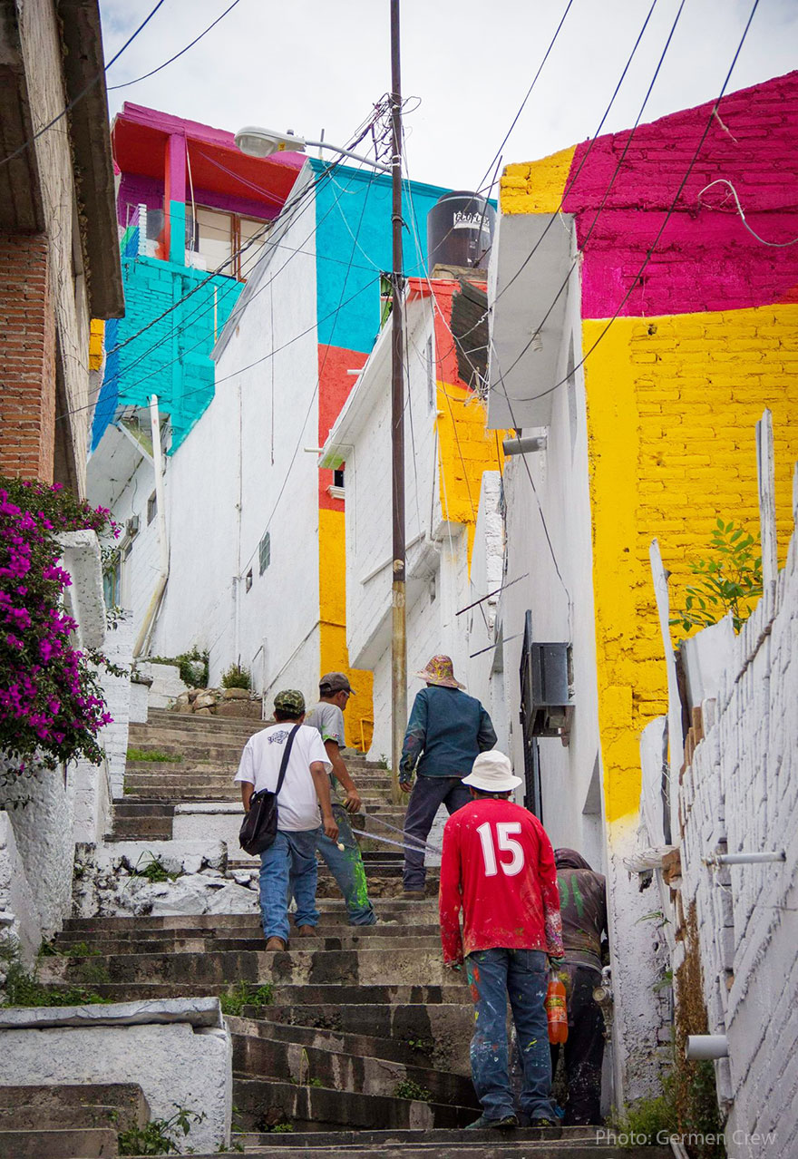 Mexican Government Asked Street Artists To Paint 200 Houses To Unite Community