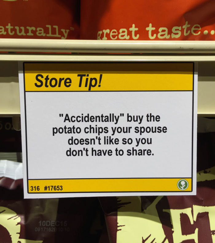 Guy Leaves Hilarious “Shopping Tips” In Grocery Store