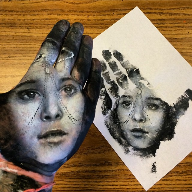 hand-print-portraits-russell-powell-21