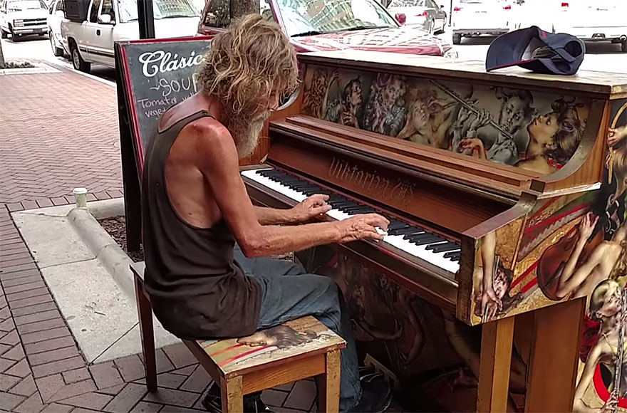 Homeless Man Stuns Passersby By Playing Styx's 'Come Sail Away' On Street Piano