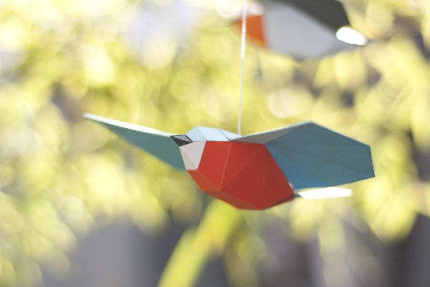A DIY Songbird Mobilé Made Of Paper