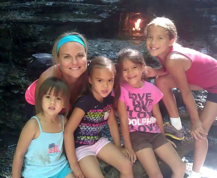 Mom Adopts All 4 Of Her Best Friend’s Daughters After She Died Of Brain Cancer
