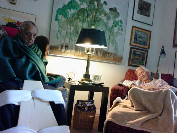 After 75 Years Of Marriage, This Couple Died In Each Others' Arms Hours Apart