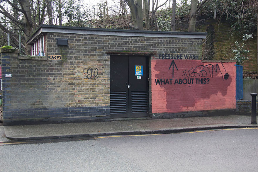 red-wall-graffiti-experiment-london-mobstr-curious-frontier-22