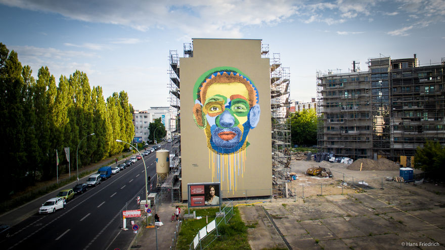 Street Artists Celebrate Human Diversity In Berlin