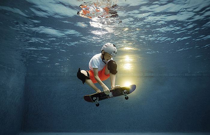 I Photograph Kids Playing Their Favorite Sports Underwater