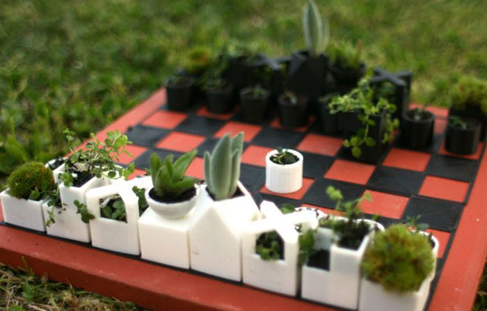 We 3D-Printed A Chess Set With Tiny Flower Pots As Chess Pieces