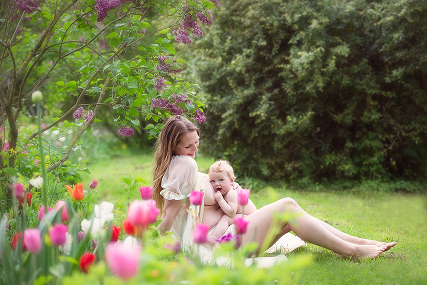 In Honor Of World Breastfeeding Week, I Took These Photos Of Beautiful Mothers
