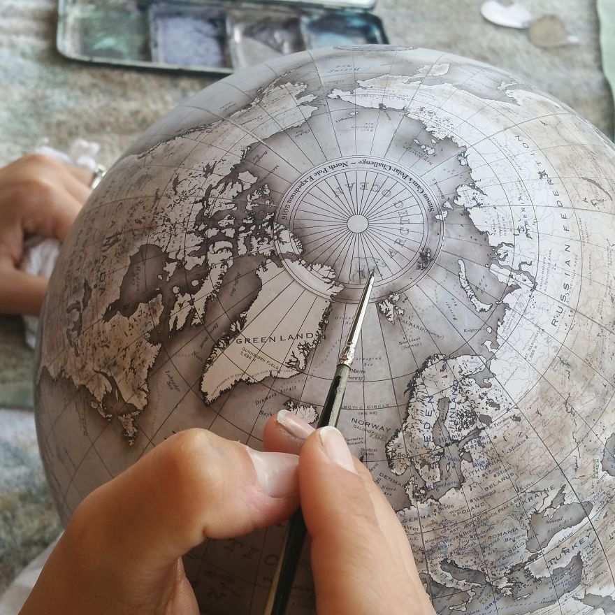 One Of The World’s Last Remaining Globe-Makers That Use The Ancient Art Of Making Globes By Hand