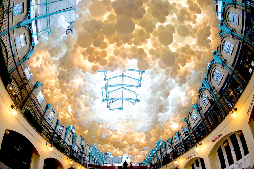 Artist Floats 100,000 Balloons Inside London's Covent Garden Market