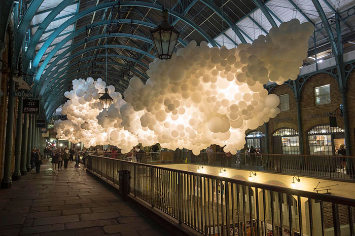 Artist Floats 100,000 Balloons Inside London’s Covent Garden Market
