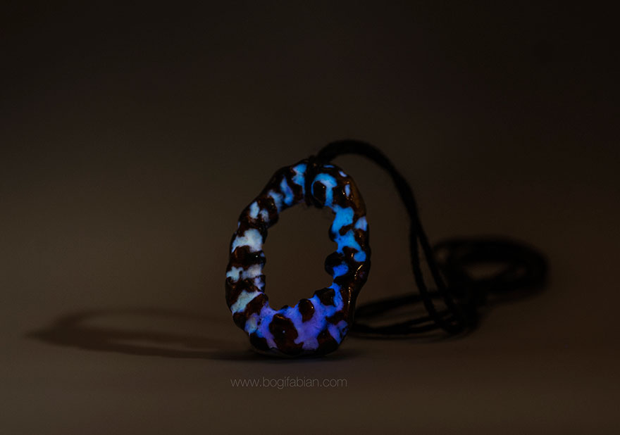 glowing-in-the-dark-ceramic-accessories-bogi-fabian-15