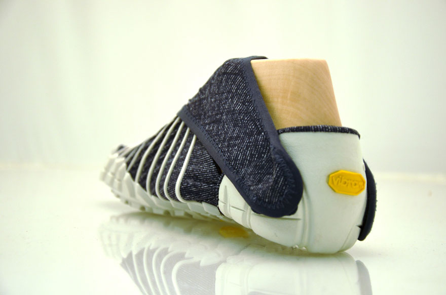Japanese-Inspired Shoes That Wrap Around Your Feet