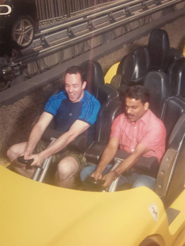 Guy Takes His Taxi Driver To Theme Park Because He's Never Visited One In His Life