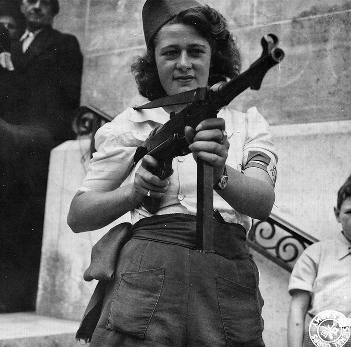 Imone Segouin, The 18 Year Old French Résistance Fighter (1944)