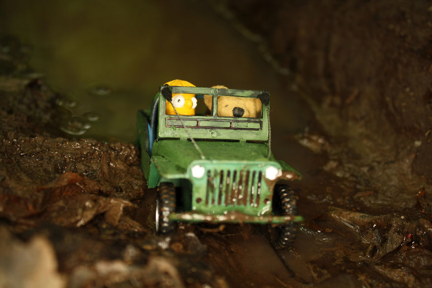 Xtreme Off-roading With A Miniature Jeep Willys