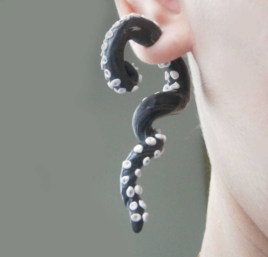Artist Creates Cute Double-Sided Animal Earings
