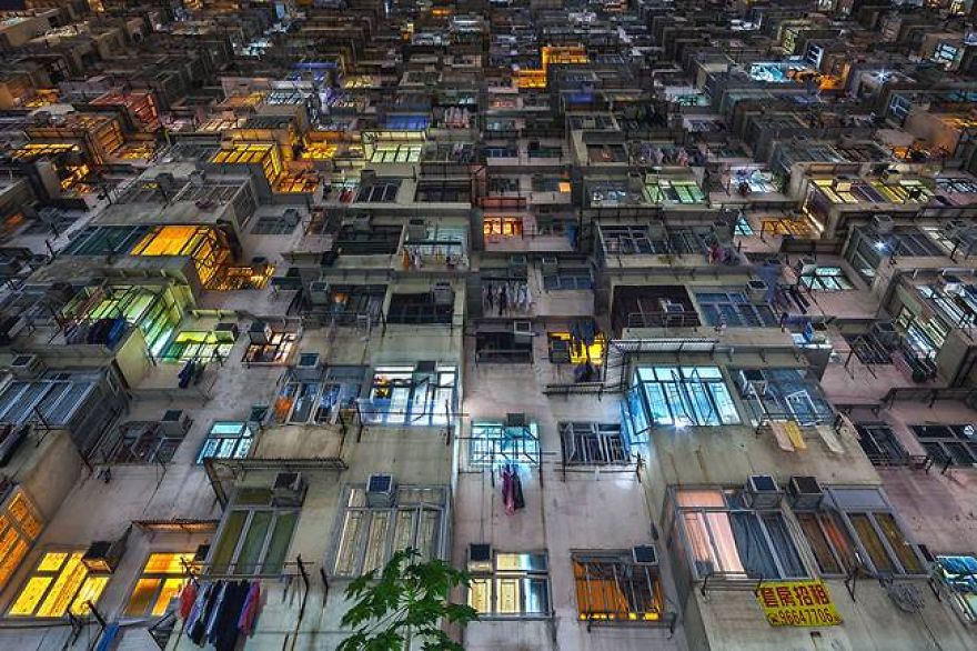 Hong Kong's Shocking "borg" Cubes: Homes Of The Poverty-stricken