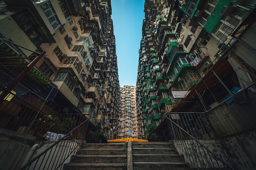 Hong Kong's Shocking "borg" Cubes: Homes Of The Poverty-stricken