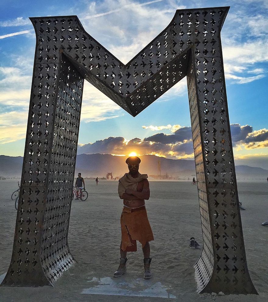 Mind-blowing Photos Of Burning Man 2015