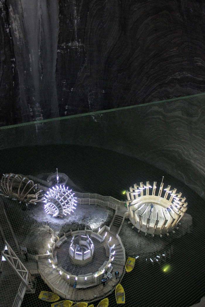 This Amusement Park In A Romanian Salt Mine Looks Like You're On A Different Planet