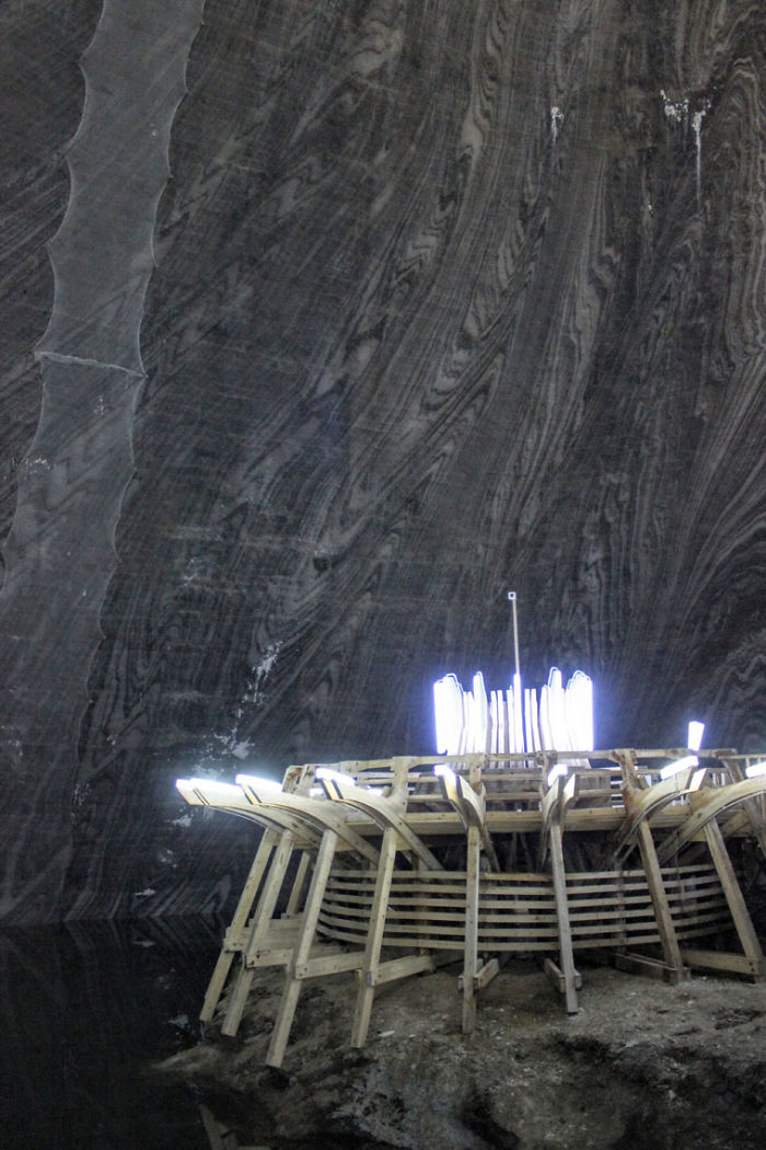 This Amusement Park In A Romanian Salt Mine Looks Like You're On A Different Planet
