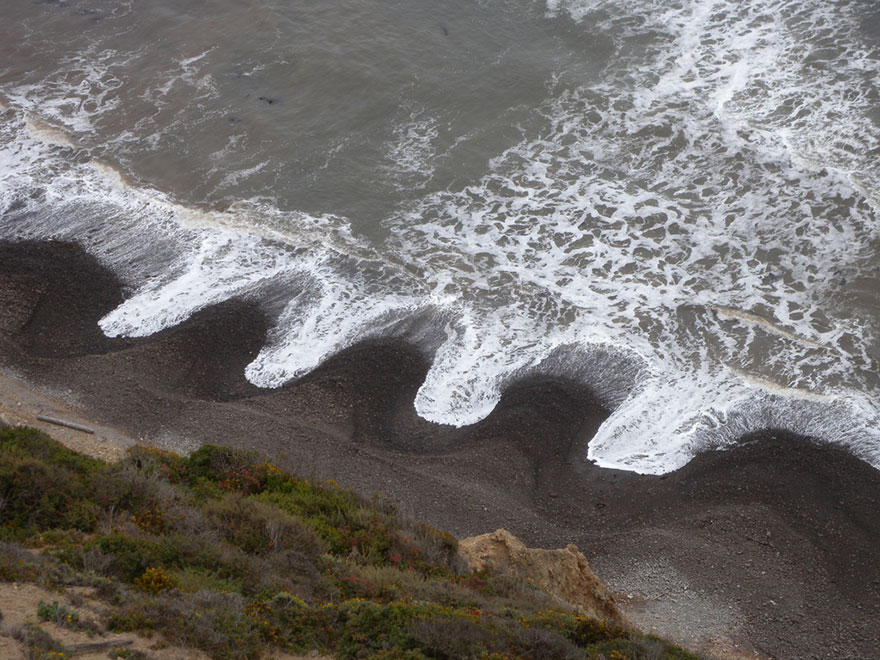 beach-cusps-sand-patterns-waves-2