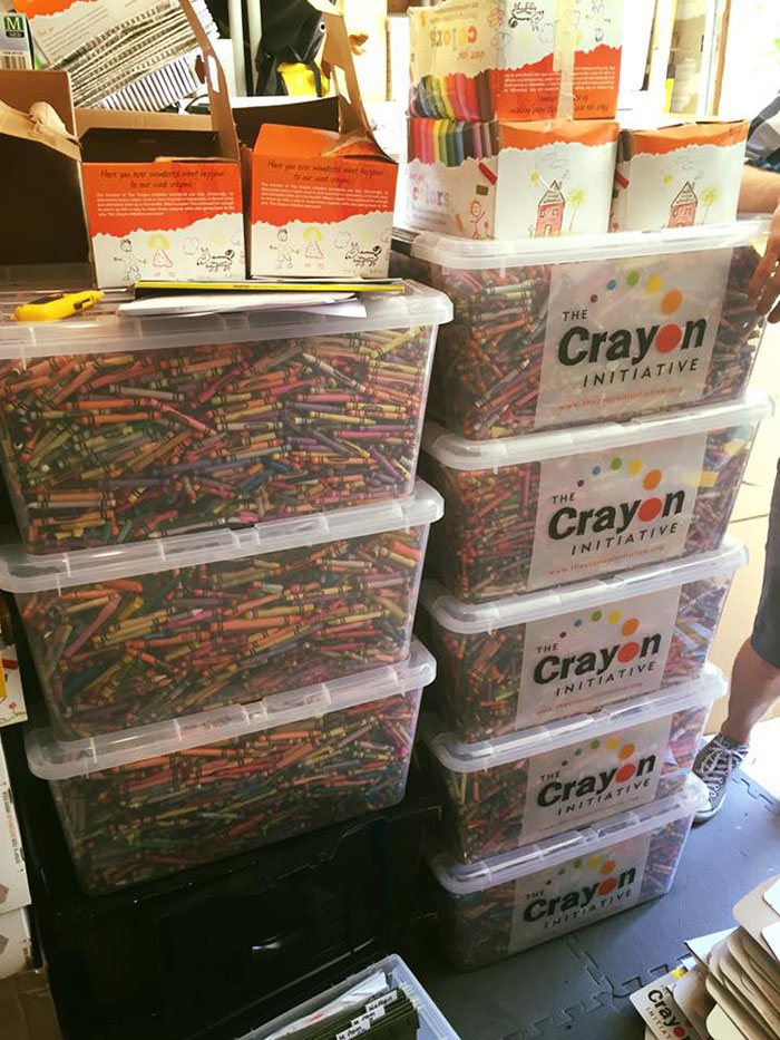 Dad Finds Brilliant Way To Reuse Leftover Crayons From Restaurants And Schools
