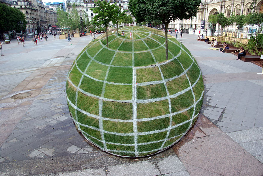 3d Grass Globe Illusion At Paris City Hall