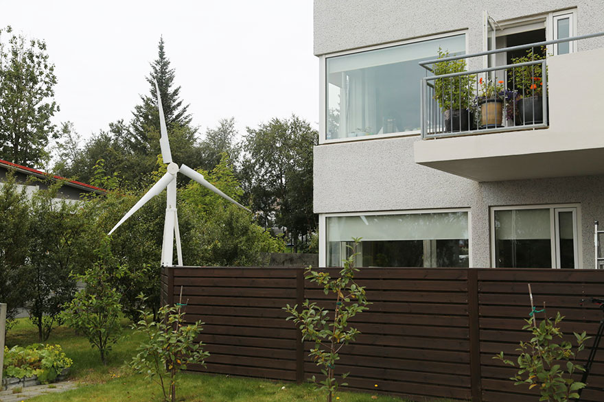 portable-wind-turbine-power-station-trinity-Agustsson-5