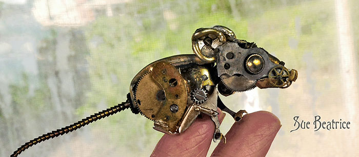 recycled-watch-parts-sculptures-vintage-antique-susan-beatrice-18