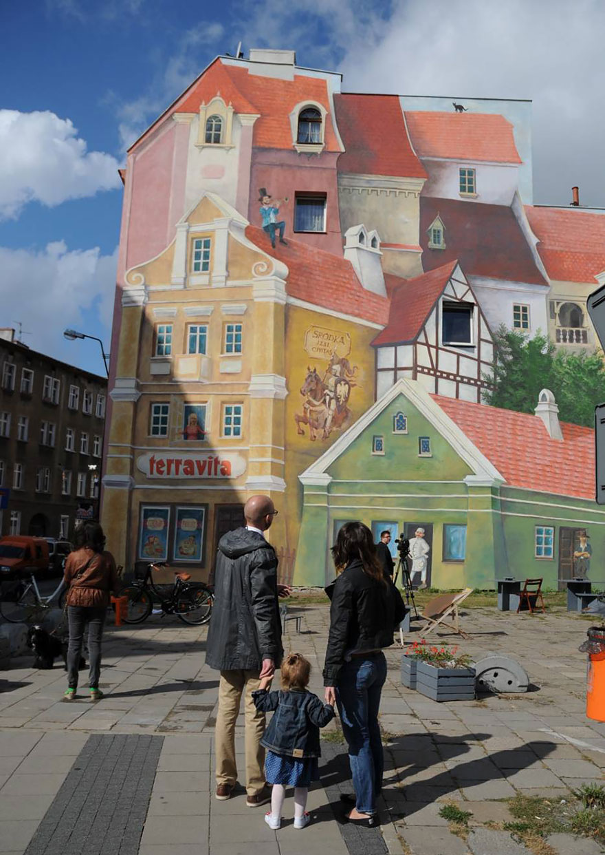 3D Mural In Poznan, Poland, Painted To Remember Historical Market District